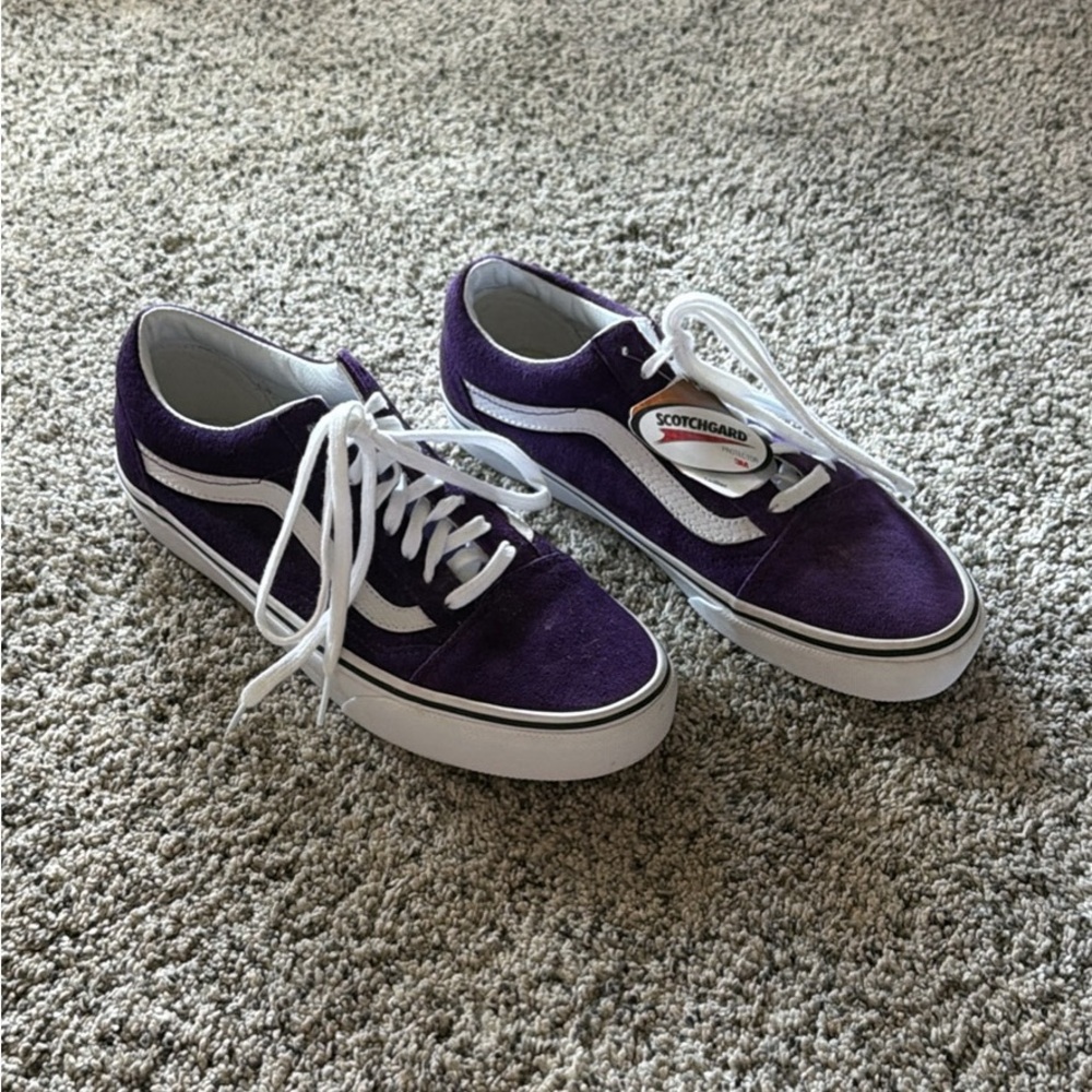 VAN’S OFF THE WALL